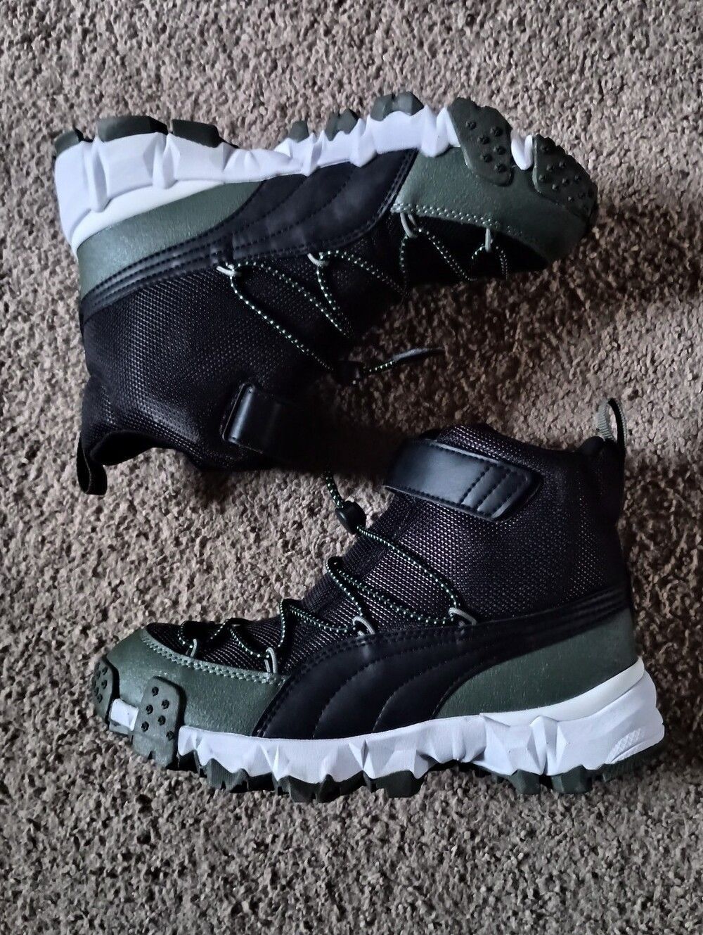 Puma Maka V Jr Winter Boots Boys Grade School SZ 4 Green BRAND NEW W BOX NO LID